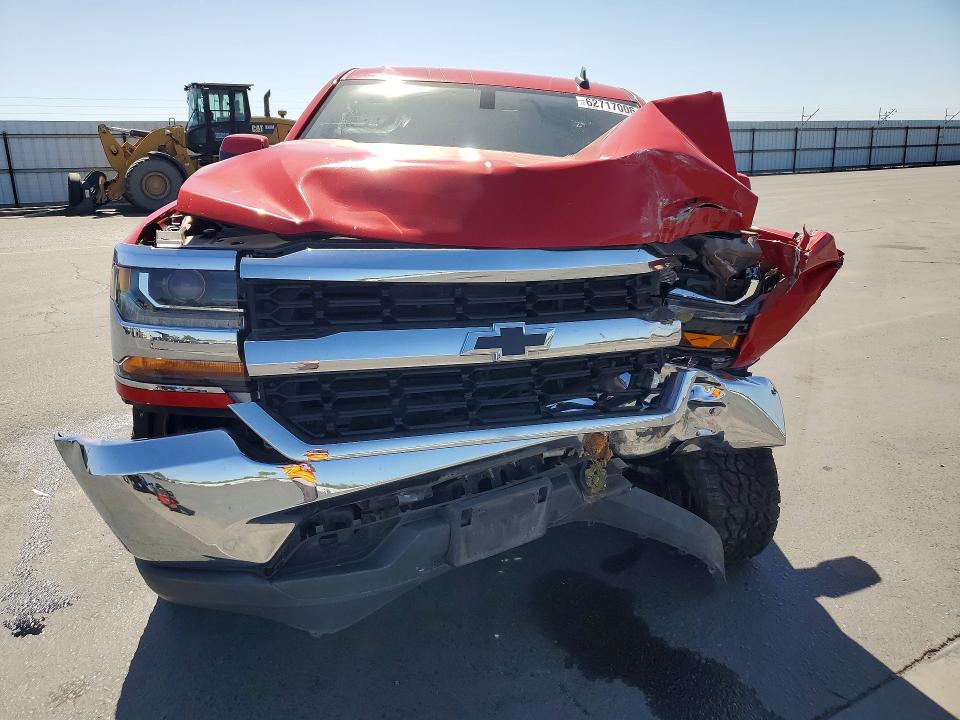 Продаж на аукціоні авто 2017 Chevrolet Silverado, vin: 3GCUKREC7HG390346, номер лоту: 62717006