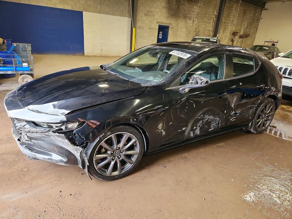 61152976 :رقم المزاد ، JM1BPBLLXM1347809 vin ، 2021 Mazda 3 مزاد بيع