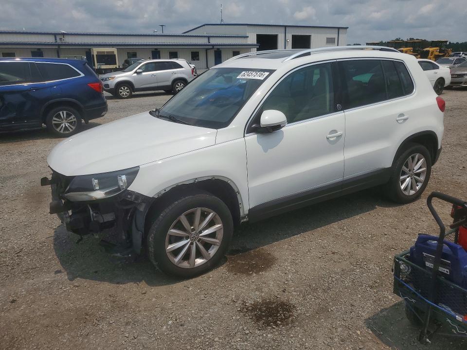 2017 Volkswagen Tiguan მანქანა იყიდება აუქციონზე, vin: WVGSV7AX4HW510810, აუქციონის ნომერი: 62457516
