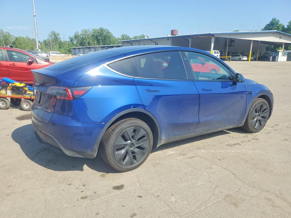59576416 :رقم المزاد ، 7SAYGDEEXSA339749 vin ، 2025 Tesla Model Y مزاد بيع