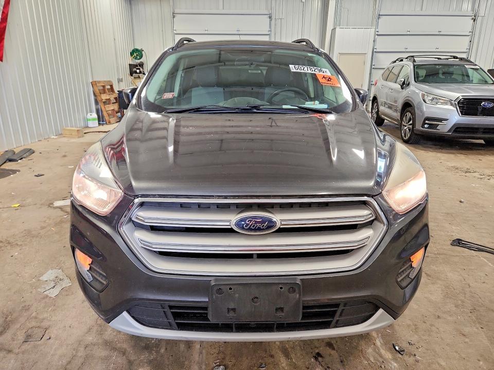 2018 Ford Escape მანქანა იყიდება აუქციონზე, vin: 1FMCU9GD0JUB73635, აუქციონის ნომერი: 60278296