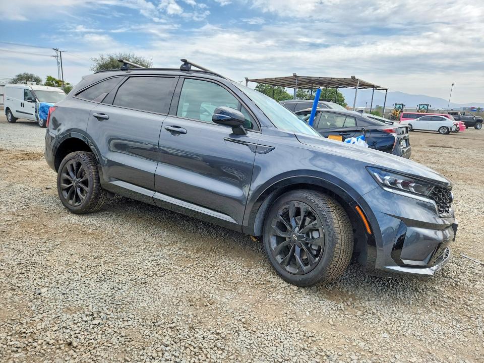 Продажа на аукционе авто 2021 Kia Sorento, vin: 5XYRKDLF5MG040728, номер лота: 61725966