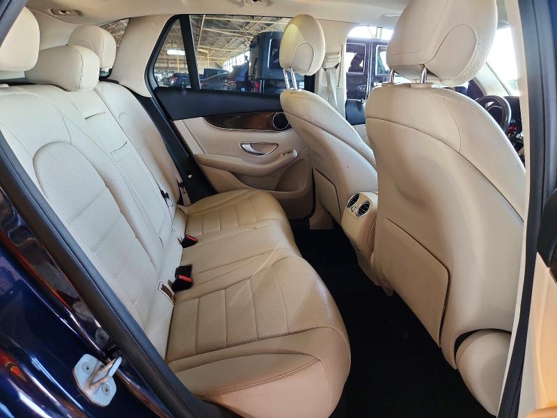 60848276 :رقم المزاد ، WDC0G4JB9GF072884 vin ، 2016 Mercedes-benz Glc مزاد بيع