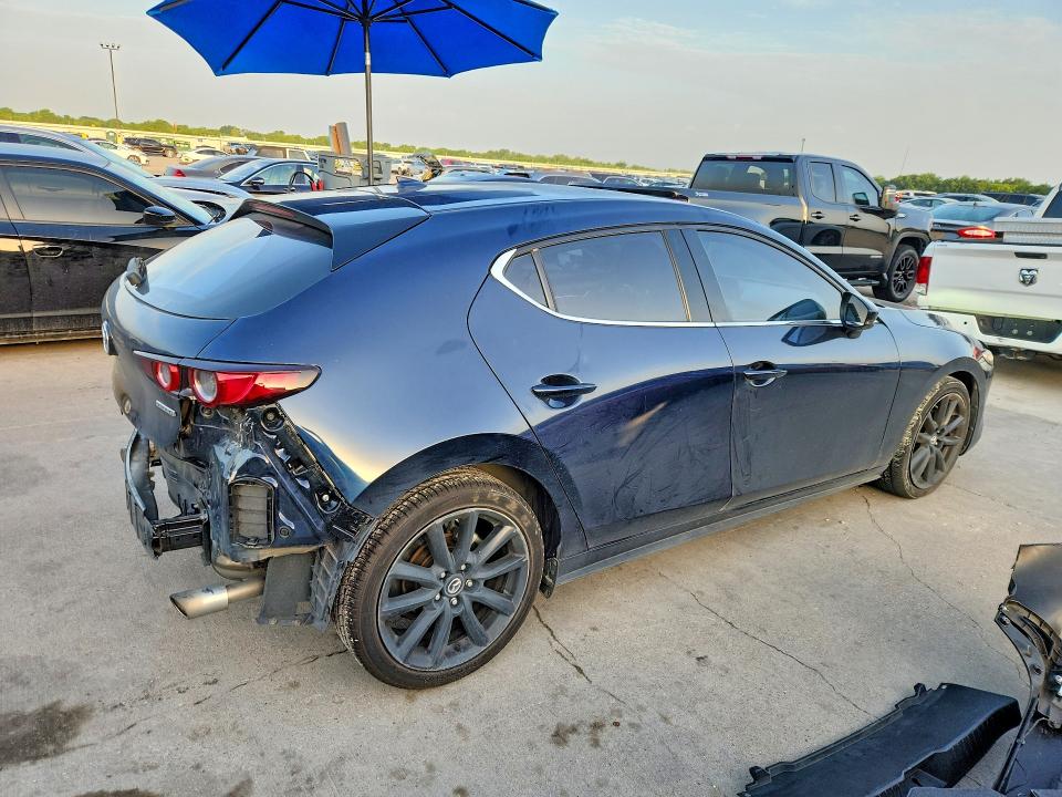 61389706 :رقم المزاد ، JM1BPANM3L1163441 vin ، 2020 Mazda 3 مزاد بيع