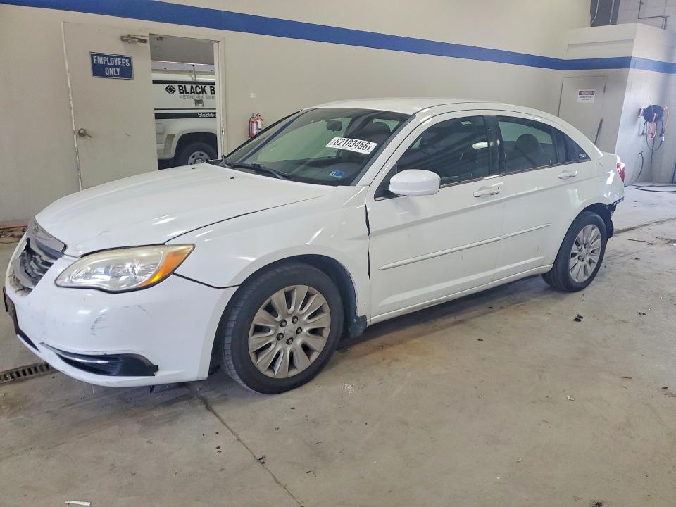 Продаж на аукціоні авто 2012 Chrysler 200, vin: 1C3CCBAB9CN145632, номер лоту: 62103456