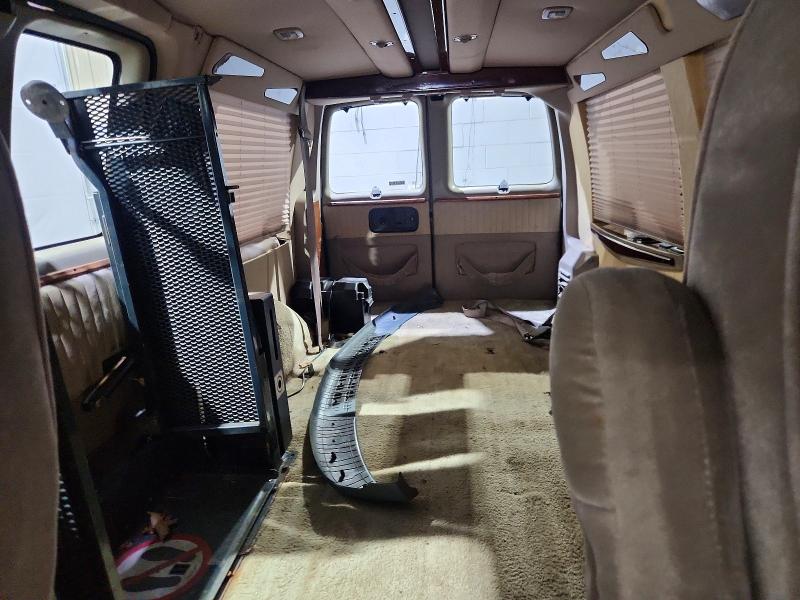 Продаж на аукціоні авто 2001 Chevrolet Express G1500, vin: 1GBFG15W411130422, номер лоту: 61126486