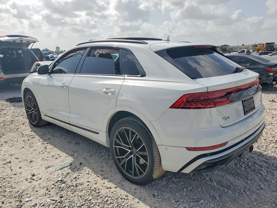 Продажа на аукционе авто 2022 Audi Q8, vin: WA1FVBF17ND021820, номер лота: 60330346