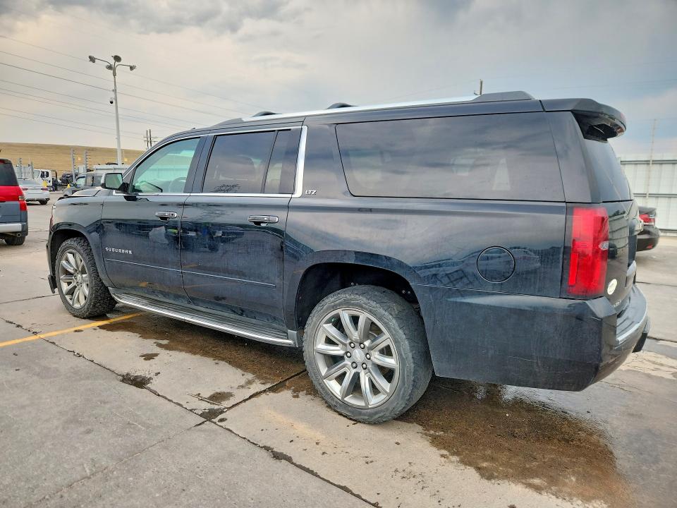 Продаж на аукціоні авто 2015 Chevrolet Suburban, vin: 1GNSKKKC6FR620627, номер лоту: 59905246