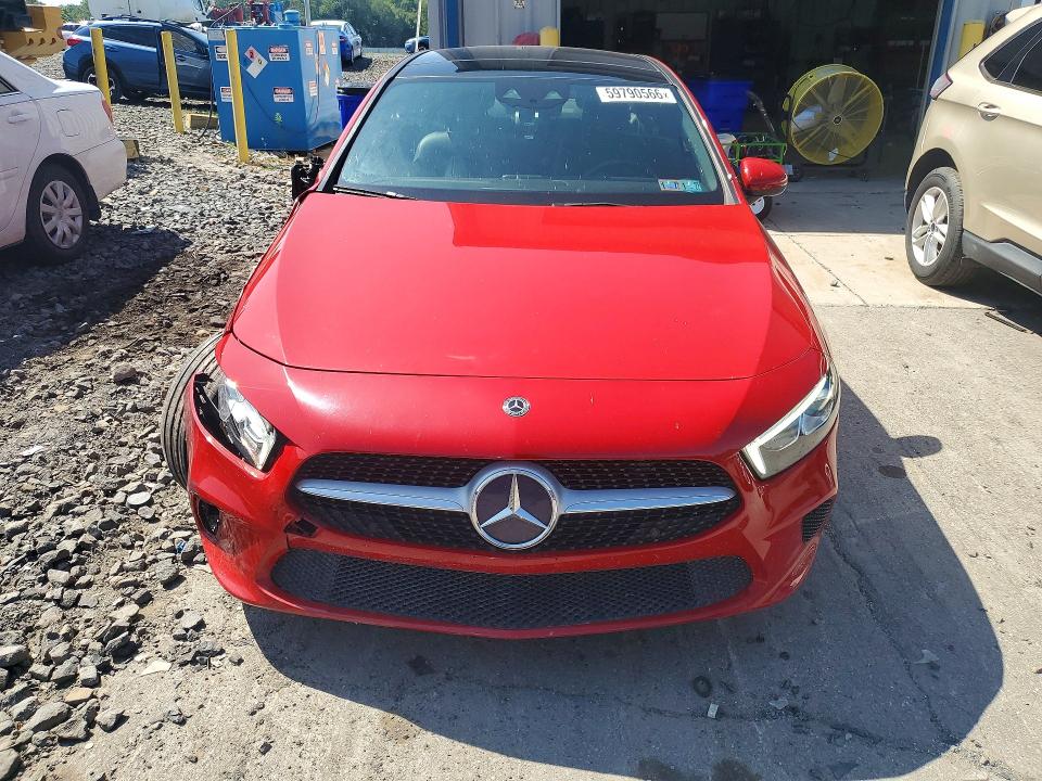 2019 Mercedes-benz A მანქანა იყიდება აუქციონზე, vin: WDD3G4FB2KW013654, აუქციონის ნომერი: 59790566