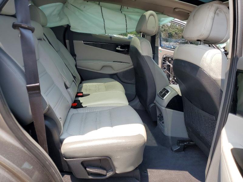 Продажа на аукционе авто 2016 Kia Sorento, vin: 5XYPKDA59GG088657, номер лота: 60750246