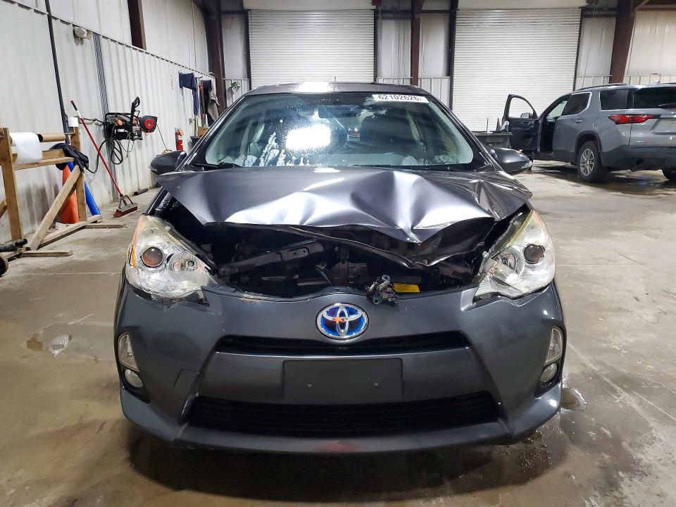2014 Toyota Prius C მანქანა იყიდება აუქციონზე, vin: JTDKDTB35E1063649, აუქციონის ნომერი: 62102626