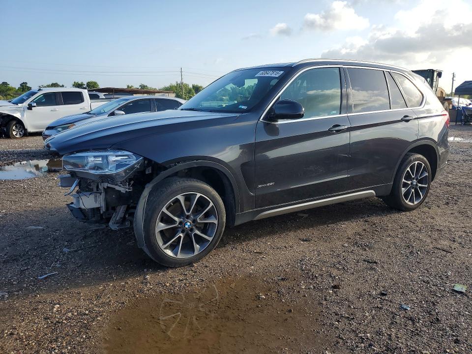 60647816 :رقم المزاد ، 5UXKR0C50J0X88607 vin ، 2018 Bmw X5 مزاد بيع