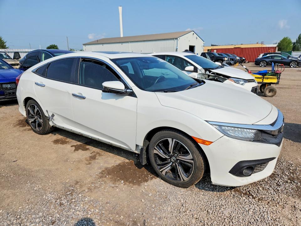 Продажа на аукционе авто 2017 Honda Civic, vin: 2HGFC1F92HH102857, номер лота: 62326566