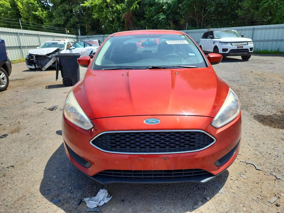 Продажа на аукционе авто 2018 Ford Focus, vin: 1FADP3F28JL321720, номер лота: 61693096