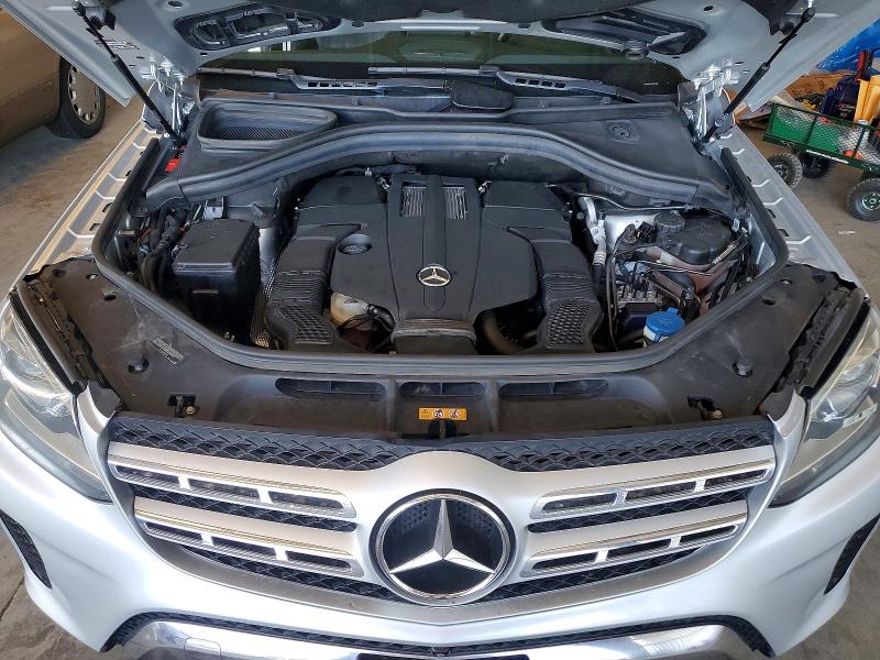 60895926 :رقم المزاد ، 4JGDF6EE1HA917828 vin ، 2017 Mercedes-benz Gls مزاد بيع