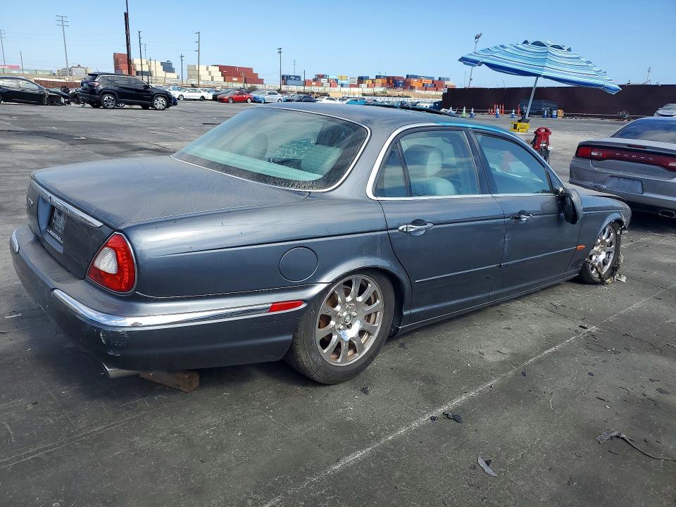 Продажа на аукционе авто 2004 Jaguar Xj8, vin: SAJWA71C94SG31353, номер лота: 58711136