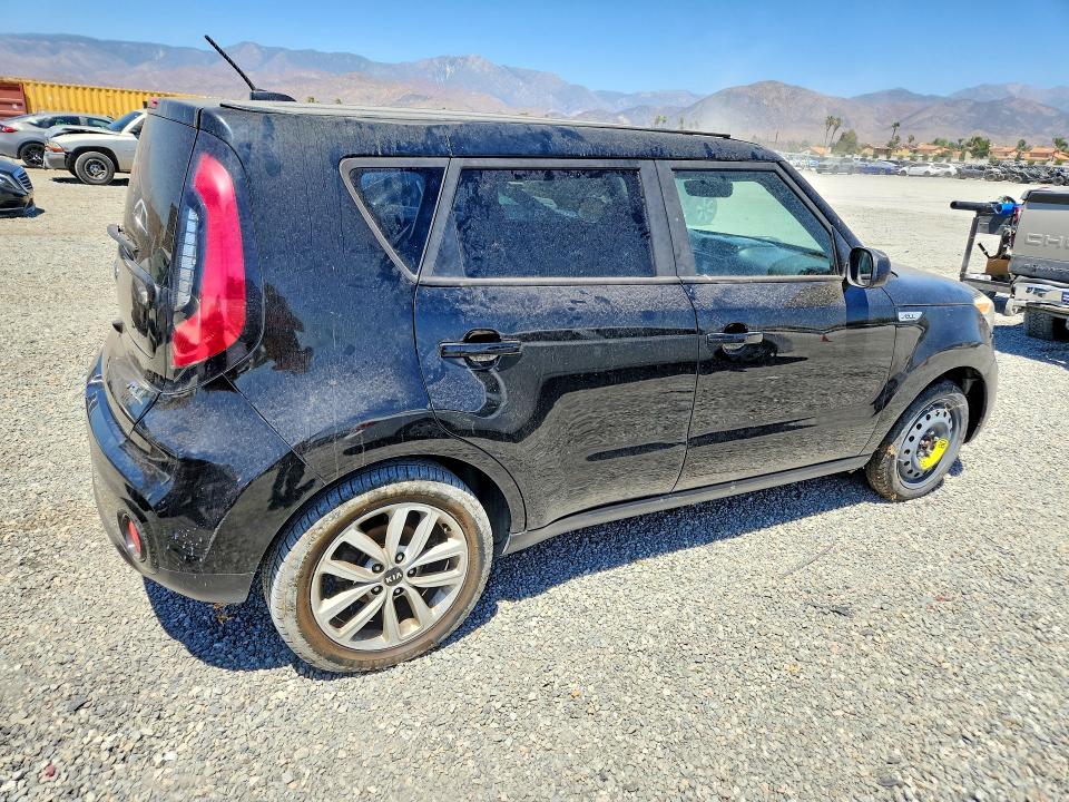 Продаж на аукціоні авто 2017 Kia Soul, vin: KNDJP3A59H7424744, номер лоту: 63422176