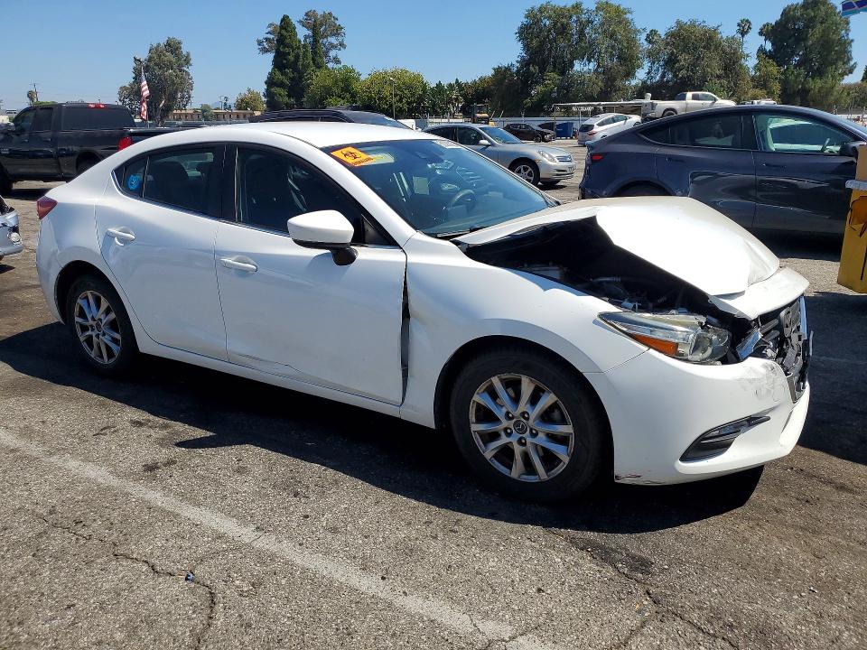 63386056 :رقم المزاد ، 3MZBN1U71JM169561 vin ، 2018 Mazda 3 مزاد بيع