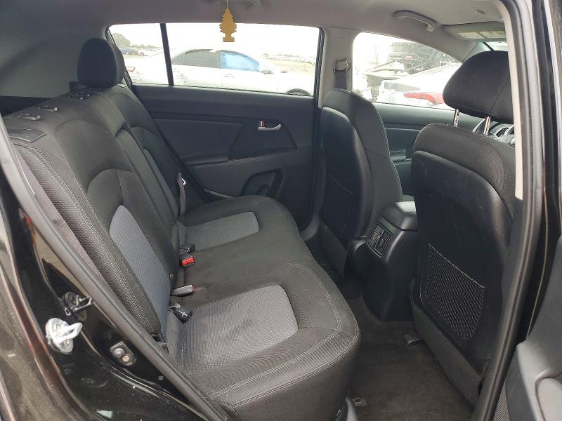 60836156 :رقم المزاد ، KNDPB3AC9F7745607 vin ، 2015 Kia Sportage مزاد بيع