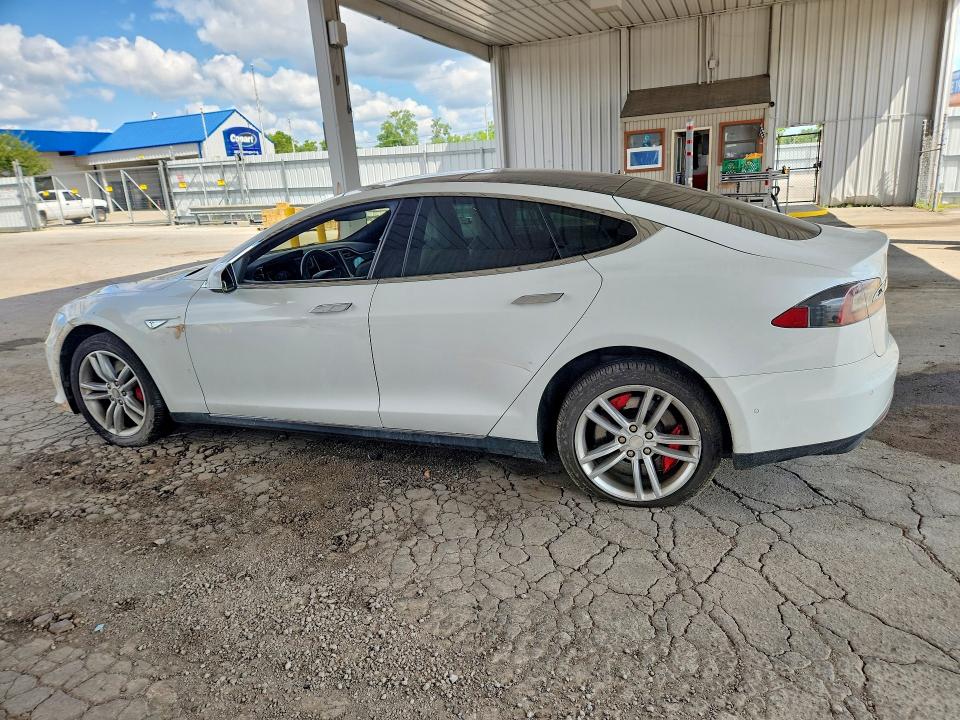 Продаж на аукціоні авто 2016 Tesla Model S, vin: 5YJSA1E27GF128429, номер лоту: 62971986
