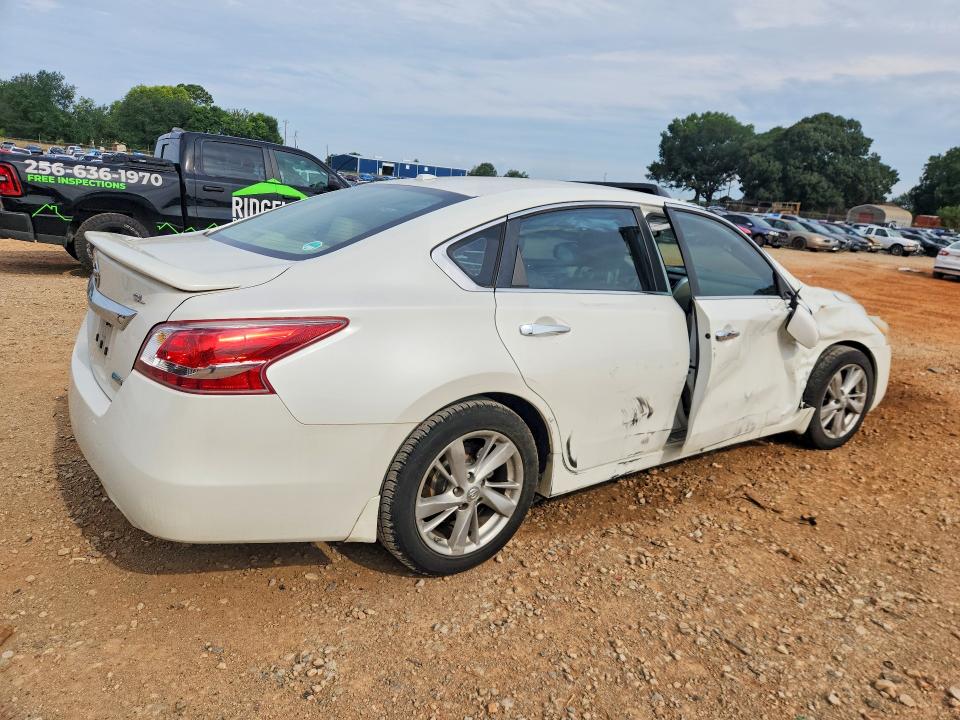 2013 Nissan Altima მანქანა იყიდება აუქციონზე, vin: 1N4AL3AP1DN494408, აუქციონის ნომერი: 60656676