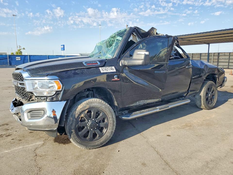 Auction sale of the 2024 Ram 2500, vin: 3C6UR5CL2RG393364, lot number: 61431746