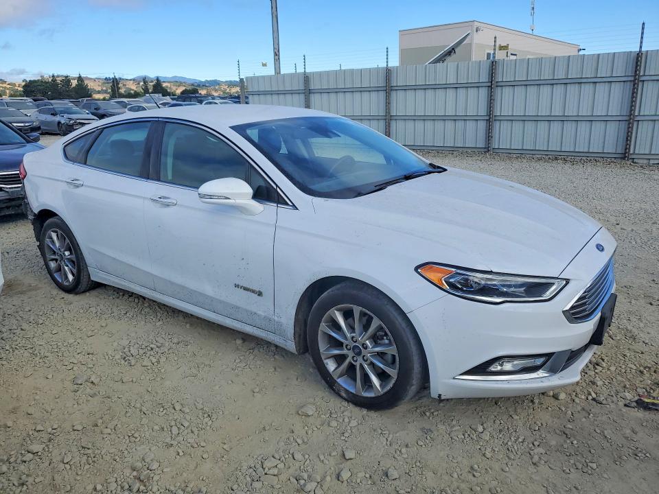 Продаж на аукціоні авто 2017 Ford Fusion, vin: 3FA6P0LU1HR408898, номер лоту: 62272296