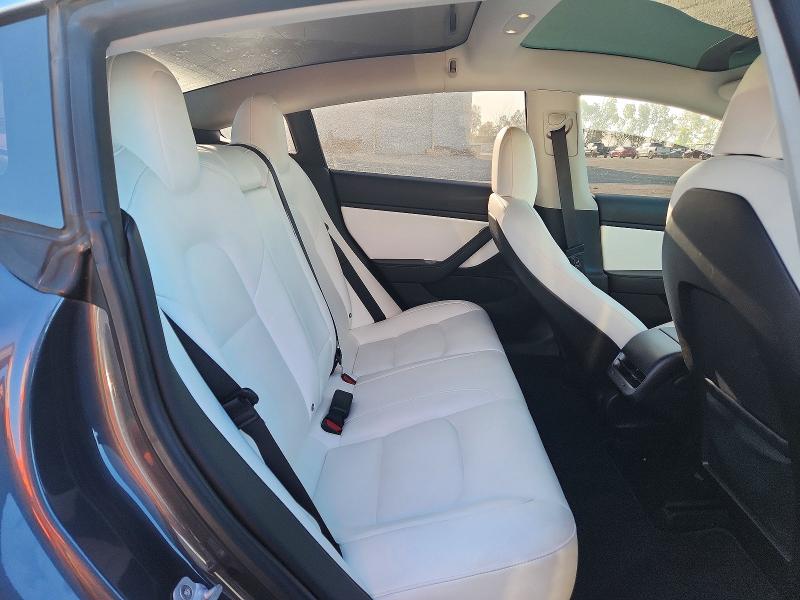 60486986 :رقم المزاد ، 5YJ3E1EA7JF169148 vin ، 2018 Tesla Model 3 مزاد بيع