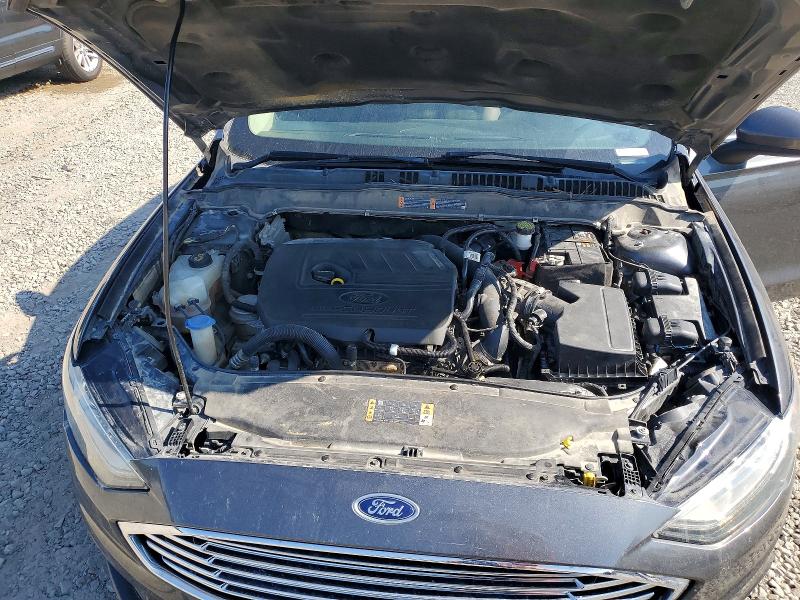 59607106 :رقم المزاد ، 3FA6P0HD4JR203817 vin ، 2018 Ford Fusion مزاد بيع
