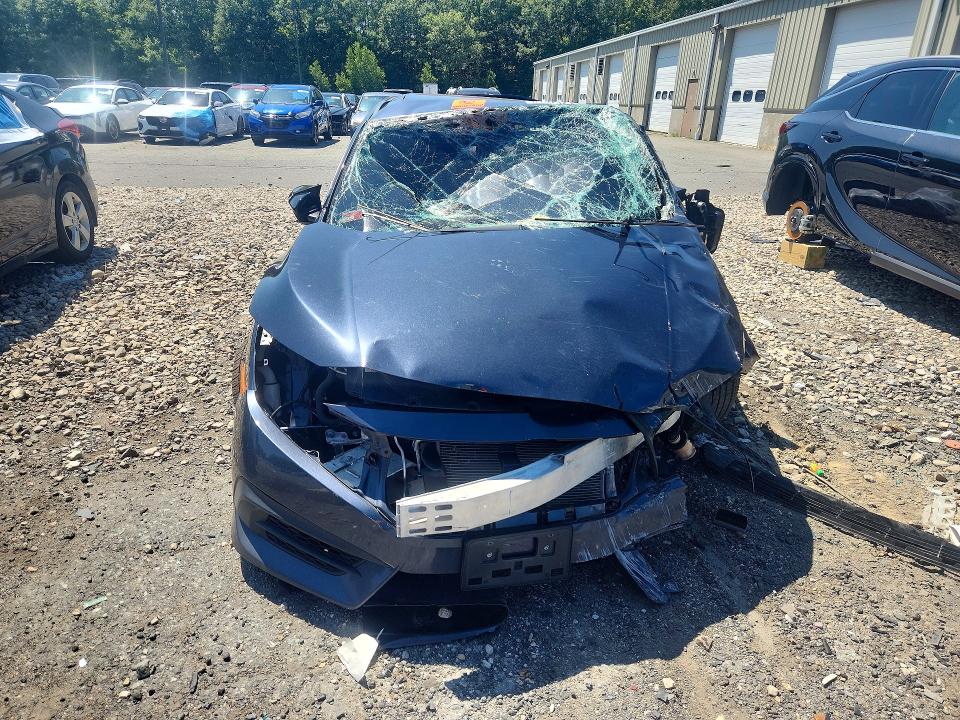 2017 Honda Civic მანქანა იყიდება აუქციონზე, vin: 19XFC2F75HE227219, აუქციონის ნომერი: 61573216
