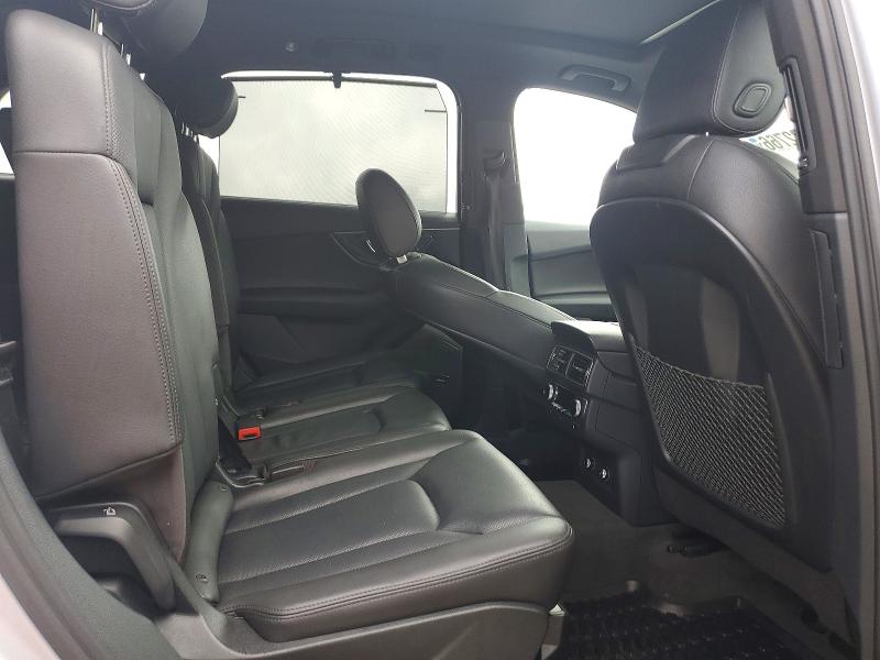 2018 Audi Q7 მანქანა იყიდება აუქციონზე, vin: WA1VAAF7XJD011332, აუქციონის ნომერი: 61082766