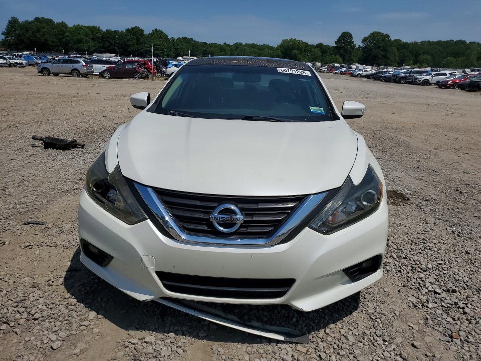 Продаж на аукціоні авто 2016 Nissan Altima, vin: 1N4AL3AP2GC288949, номер лоту: 60791286