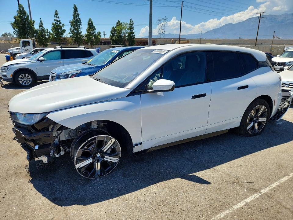 2026 Bmw Ix მანქანა იყიდება აუქციონზე, vin: WB543CF02TCX33439, აუქციონის ნომერი: 60889626