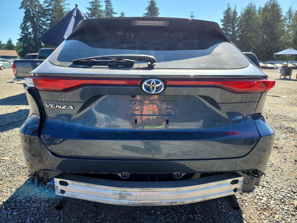 60774516 :رقم المزاد ، JTEAAAAHXNJ096566 vin ، 2022 Toyota Venza مزاد بيع