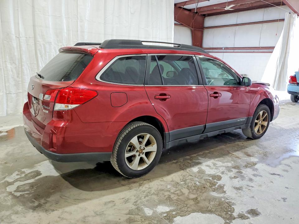2014 Subaru Outback მანქანა იყიდება აუქციონზე, vin: 4S4BRBAC7E3297790, აუქციონის ნომერი: 60578076