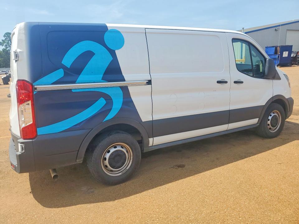 62807366 :رقم المزاد ، 1FTYE1Y86LKB07180 vin ، 2020 Ford Transit مزاد بيع