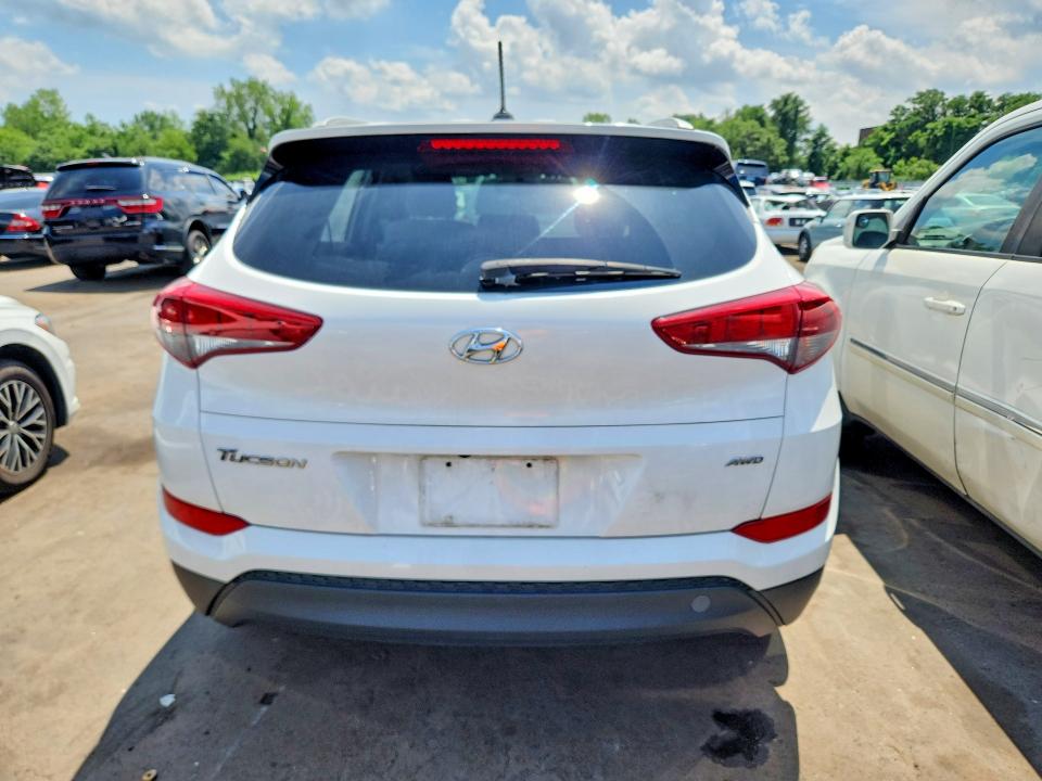 2017 Hyundai Tucson მანქანა იყიდება აუქციონზე, vin: KM8J3CA42HU552453, აუქციონის ნომერი: 59172386