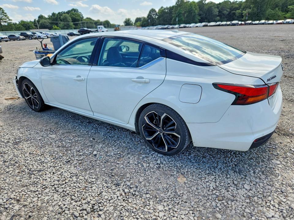 60972966 :رقم المزاد ، 1N4BL4CV2PN344690 vin ، 2023 Nissan Altima مزاد بيع