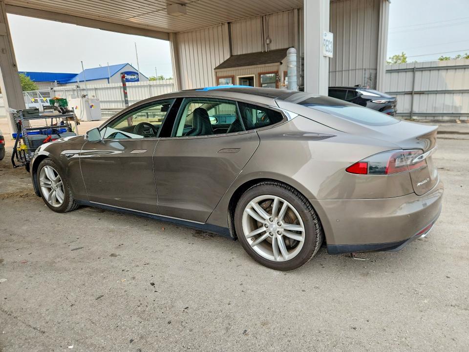 Продаж на аукціоні авто 2015 Tesla Model S, vin: 5YJSA1S29FF096022, номер лоту: 61172746