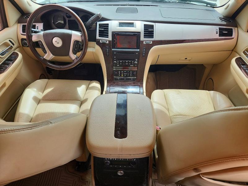 Продажа на аукционе авто 2007 Cadillac Escalade, vin: 1GYEC63887R309488, номер лота: 61127066