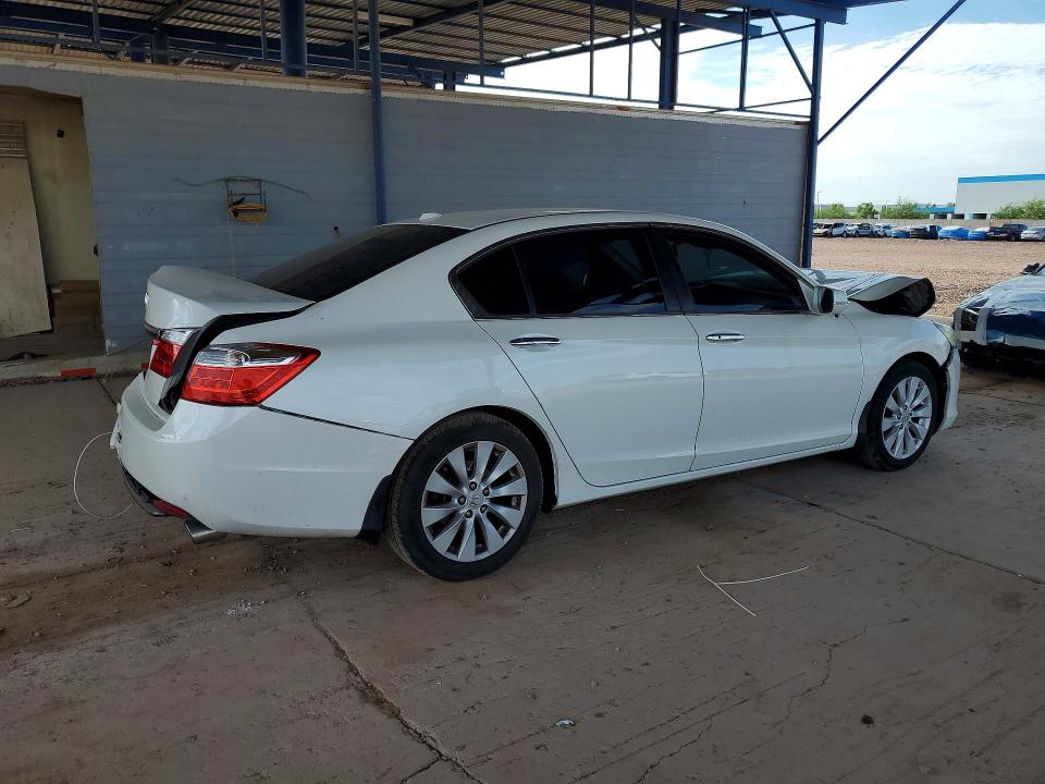 2015 Honda Accord მანქანა იყიდება აუქციონზე, vin: 1HGCR2F81FA155530, აუქციონის ნომერი: 61176716
