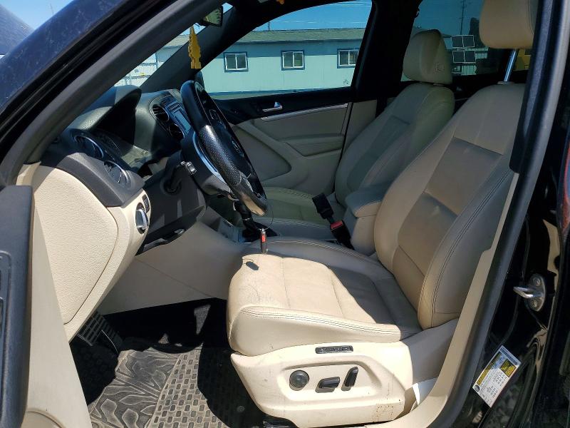 62910216 :رقم المزاد ، WVGAV7AX5FW550077 vin ، 2015 Volkswagen Tiguan مزاد بيع