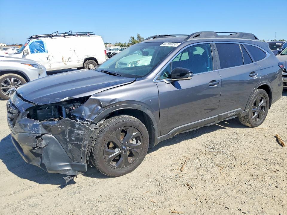62105056 :رقم المزاد ، 4S4BTGLD2M3191721 vin ، 2021 Subaru Outback مزاد بيع
