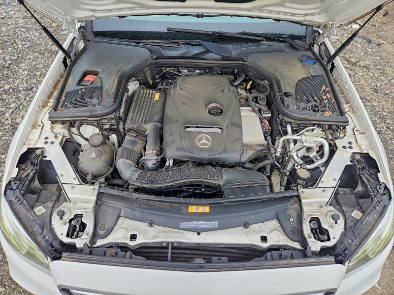60401556 :رقم المزاد ، WDDZF4KB7HA050157 vin ، 2017 Mercedes-benz E مزاد بيع