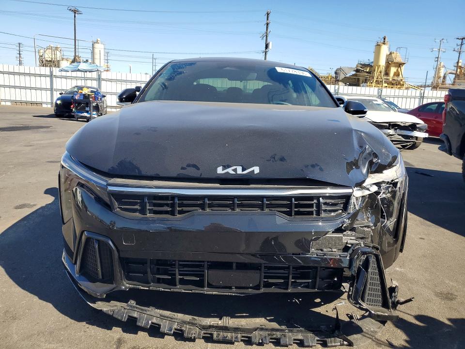 2025 Kia K4 მანქანა იყიდება აუქციონზე, vin: 3KPFW4DC5SE101470, აუქციონის ნომერი: 61778396