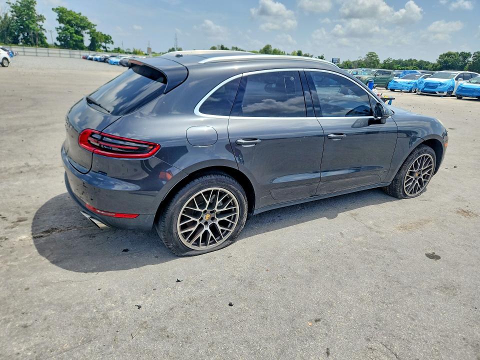 59913356 :رقم المزاد ، WP1AB2A51HLB14120 vin ، 2017 Porsche Macan مزاد بيع