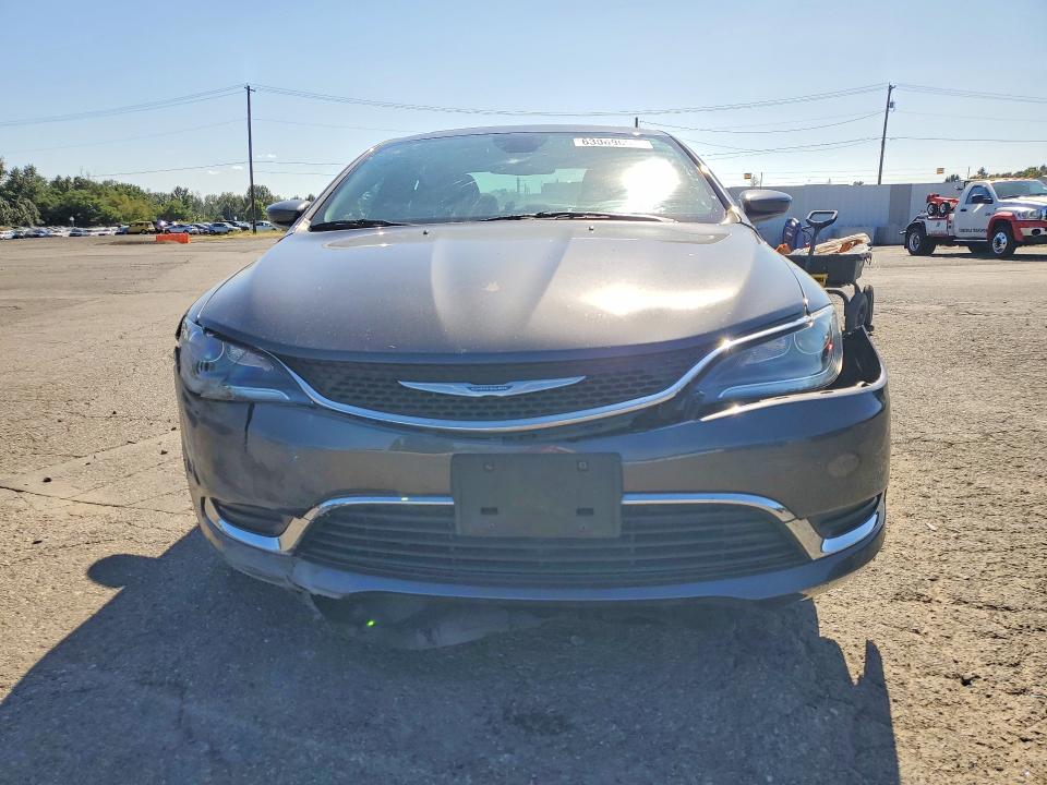 63069096 :رقم المزاد ، 1C3CCCAB0FN529258 vin ، 2015 Chrysler 200 مزاد بيع