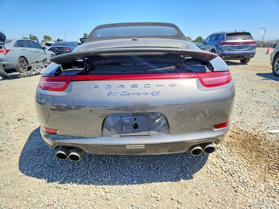 60986006 :رقم المزاد ، WP0CB2A97FS154198 vin ، 2015 Porsche 911 مزاد بيع