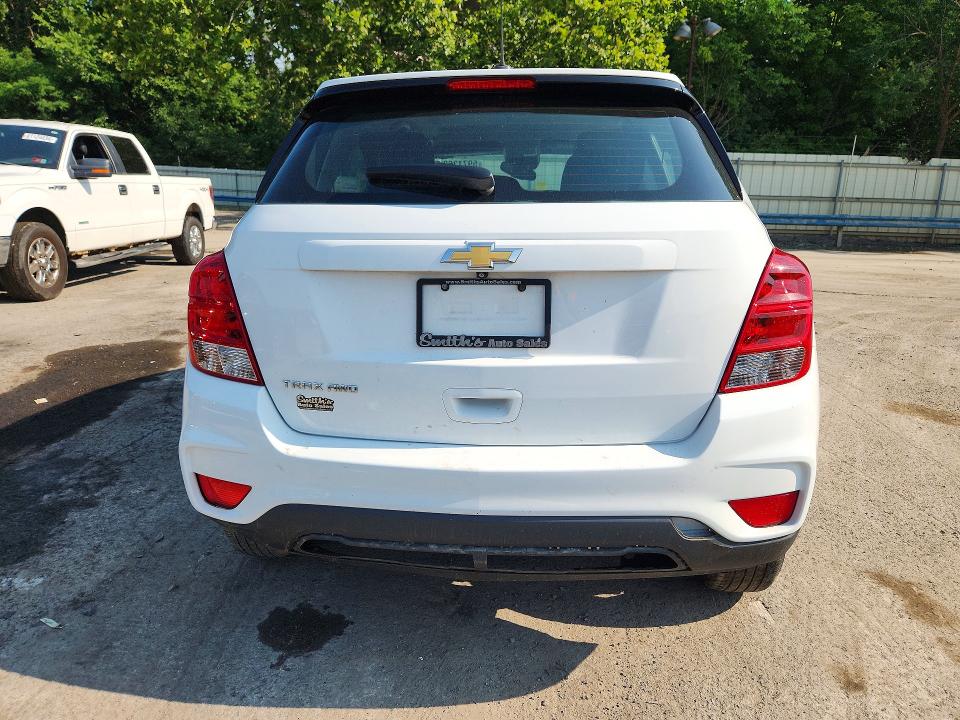 2018 Chevrolet Trax მანქანა იყიდება აუქციონზე, vin: KL7CJNSB2JB564015, აუქციონის ნომერი: 59713636
