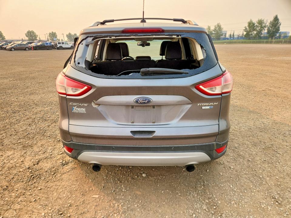 2013 Ford Escape მანქანა იყიდება აუქციონზე, vin: 1FMCU9J95DUA26512, აუქციონის ნომერი: 61310356
